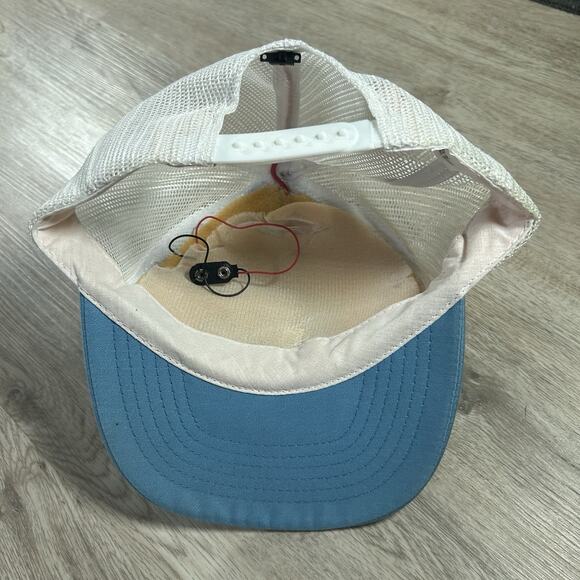 Vintage UNC North Carolina Tar Heels Snapback Hat Light Up Blue White Trucker - Picture 4 of 9